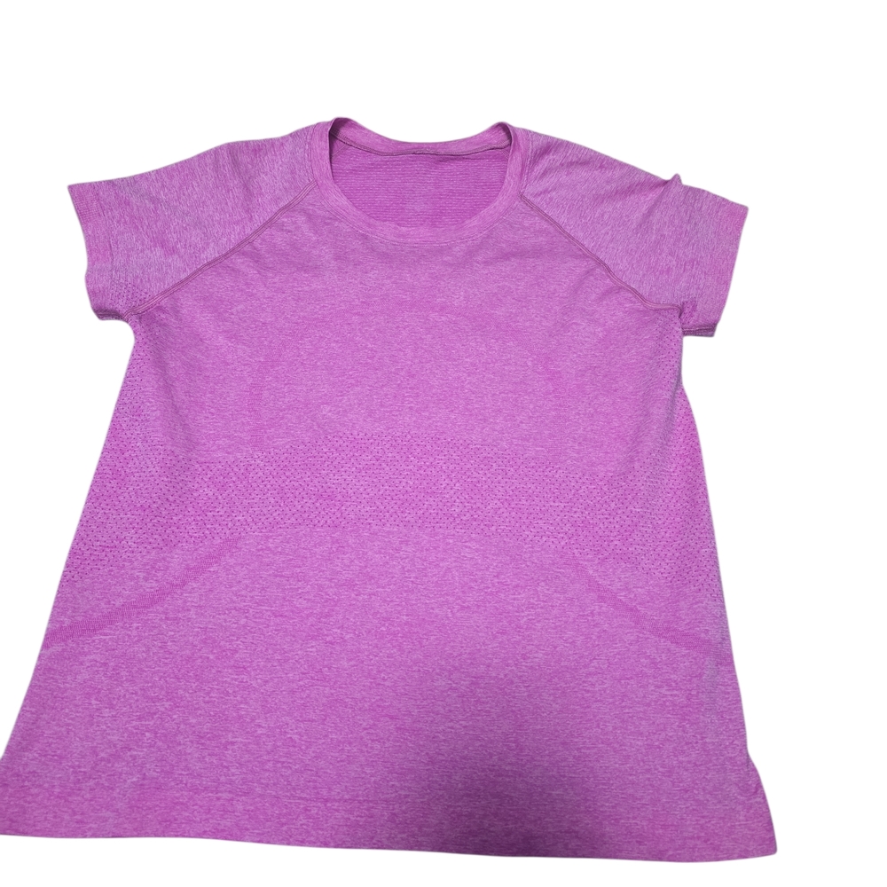 Lululemon Swiftly Tech Short Sleeve – Size 10